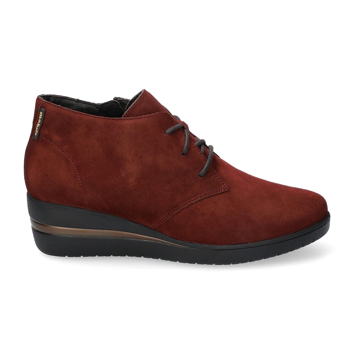 <span>phoebe</span><br><span>VELCALF PREMIUM 1220m</span><br><span>CORDOVAN</span>
