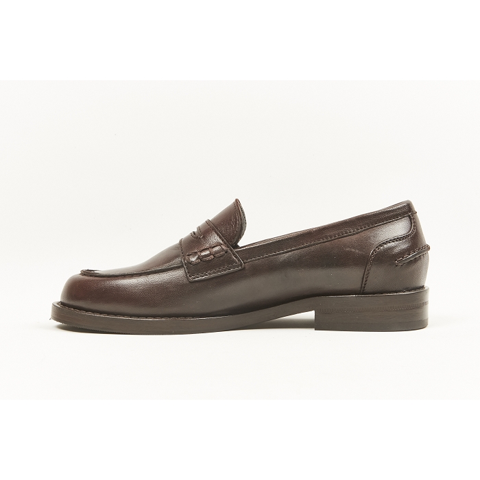 <span>2245</span><br><span>NAPPA </span><br><span>MARRON MOYEN</span>8272501_2