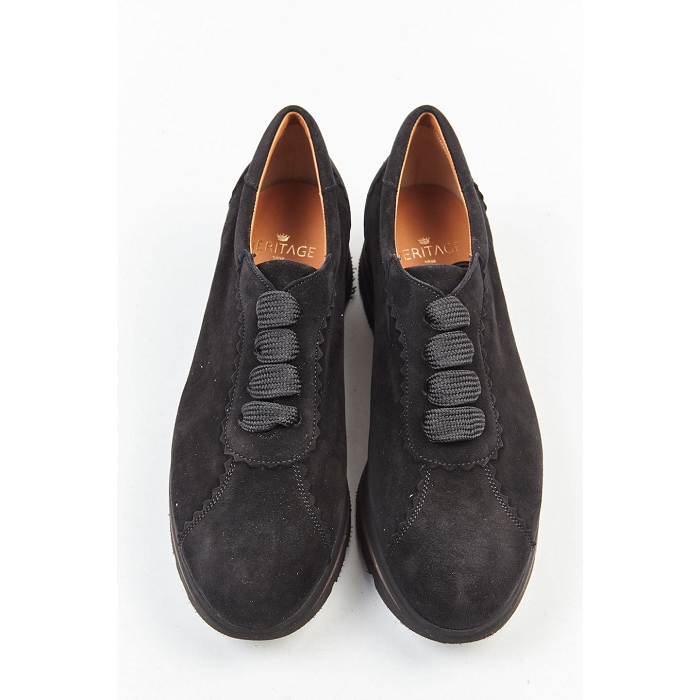 <span>4610h</span><br><span>VELOURS </span><br><span>BLACK</span>8272901_4