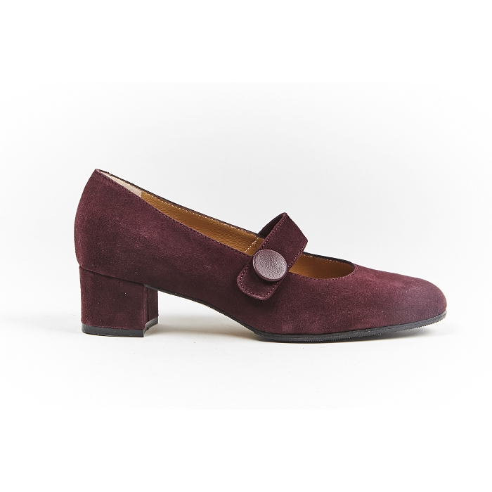 <span>3045</span><br><span>VELOURS </span><br><span>Bordeaux</span>