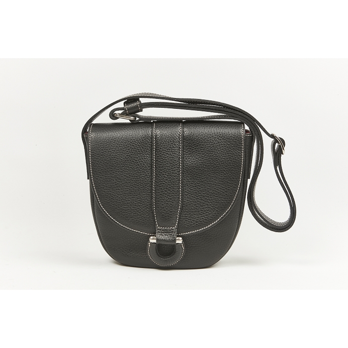 <span>22158</span><br><span>Veau </span><br><span>NOIR</span>