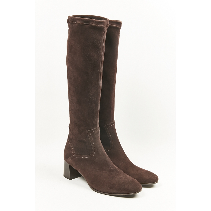 <span>8010</span><br><span>VELOURS </span><br><span>Marron</span>9042502_3