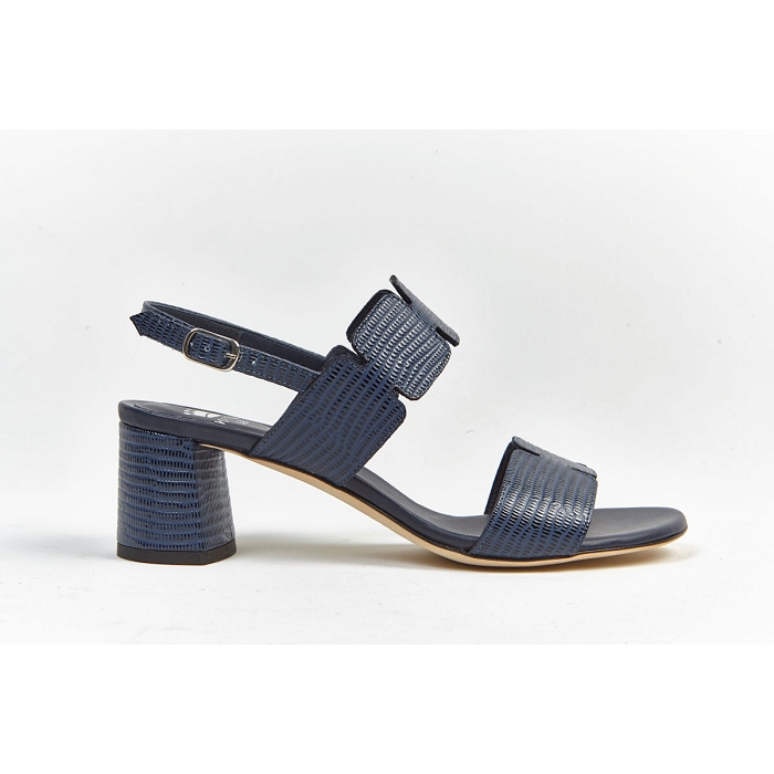 <span>800m</span><br><span>LEZARD tejus bleu</span><br><span>BLUE</span>