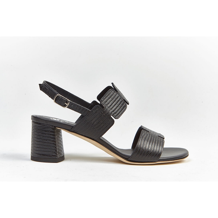 <span>800m</span><br><span>LEZARD tejus noir</span><br><span>NOIR</span>