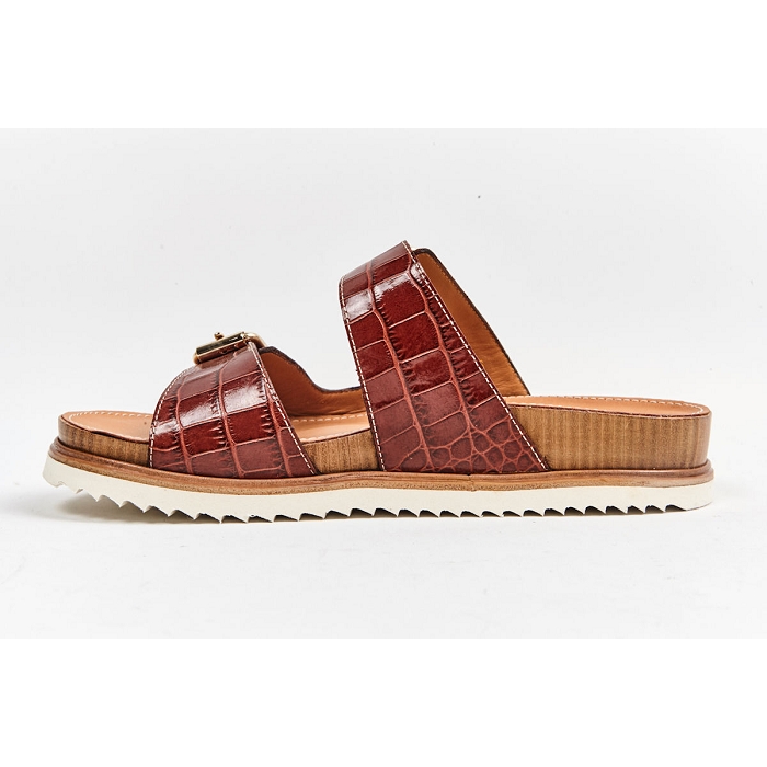 <span>9830</span><br><span>CROCO </span><br><span>CAMEL</span>9050501_2
