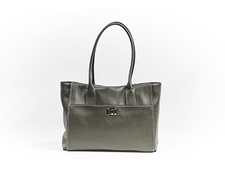 <span>c41</span><br><span>Veau </span><br><span>NOIR</span>