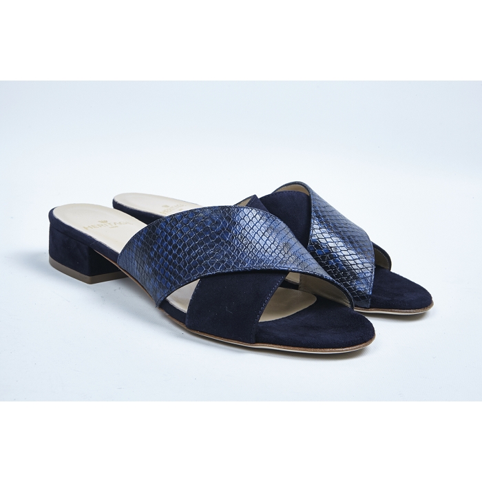 <span>c485s</span><br><span>VELOURS </span><br><span>BLUE</span>9054001_3