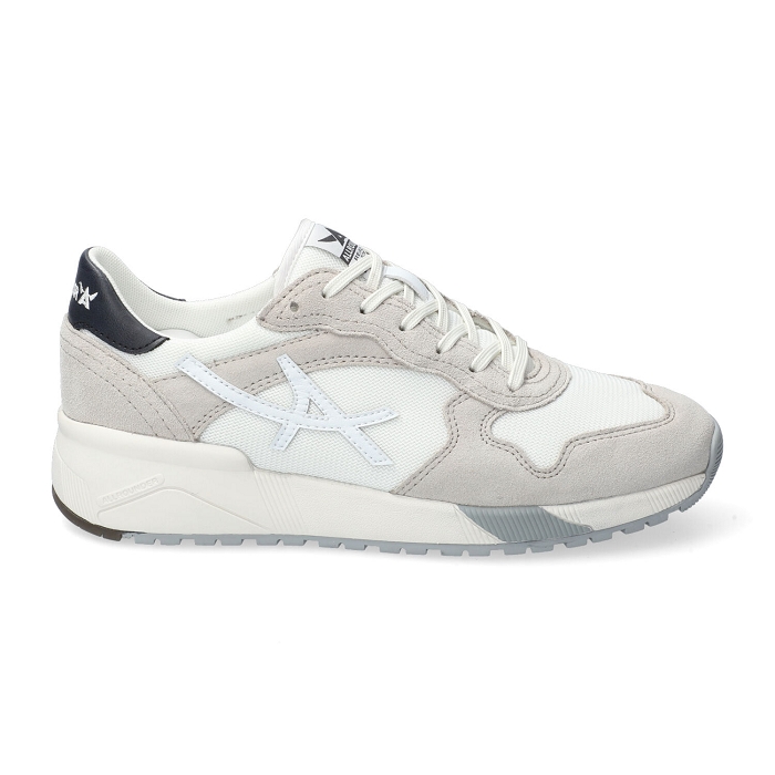 <span>speed</span><br><span>C.SUEDE 12/air mesh 12</span><br><span>BLANC DE BLANC</span>