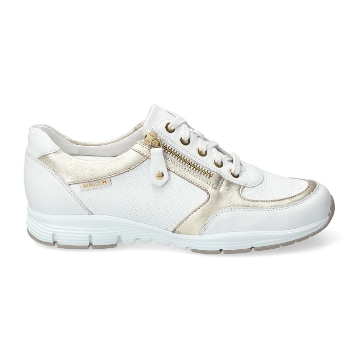 <span>ylona</span><br><span>CHARM softy 1230/9502</span><br><span>WHITE</span>
