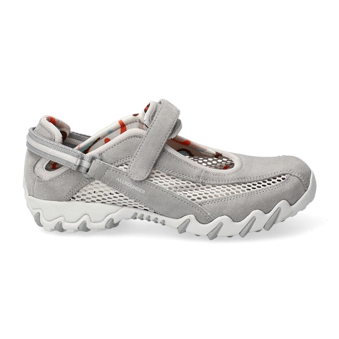 <span>niro</span><br><span>C.SUEDE 05/o.mesh 61</span><br><span>CIMENT</span>